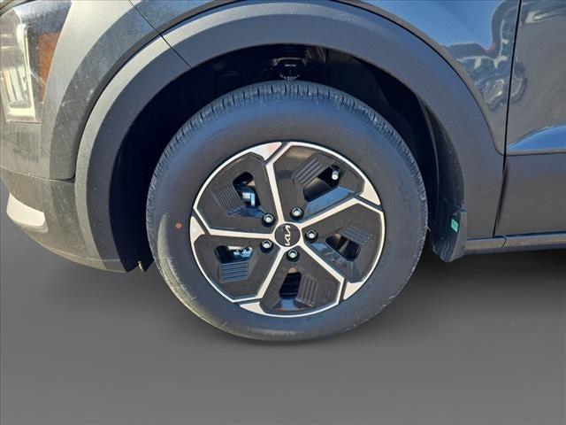 new 2025 Kia Niro car, priced at $27,705