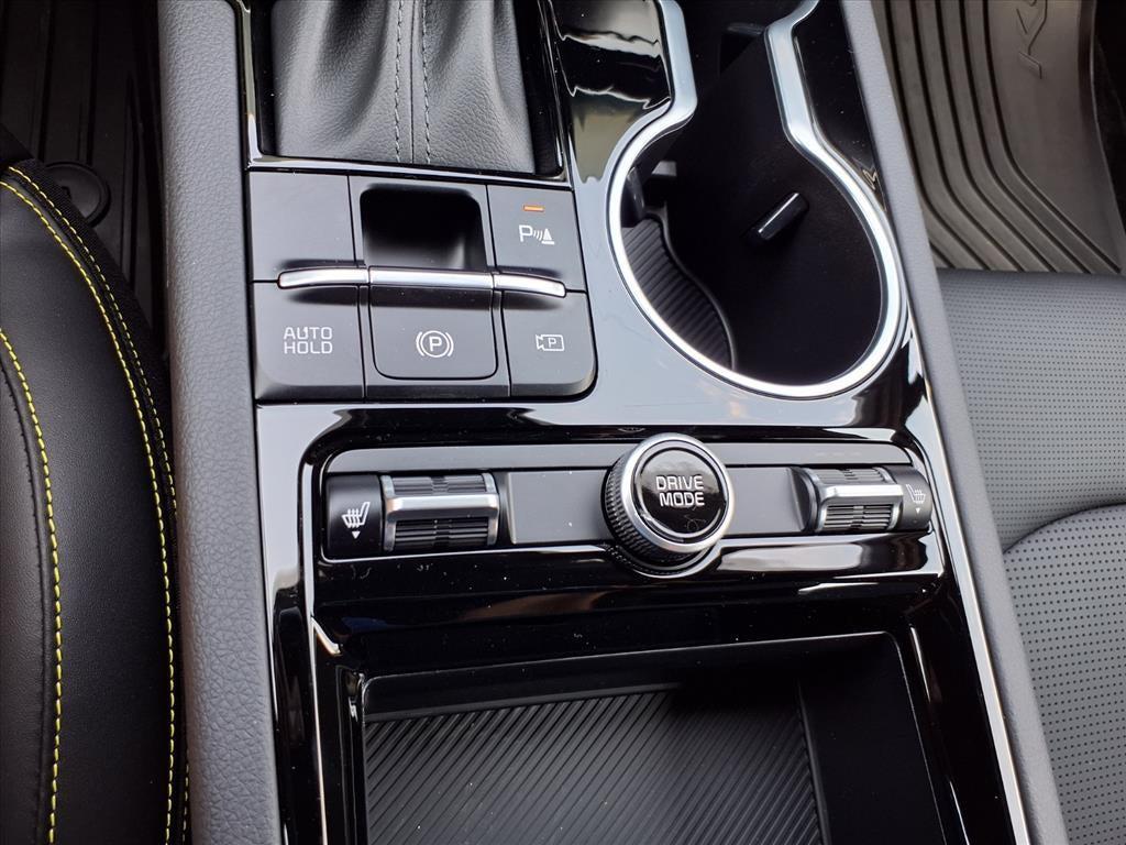 new 2026 Kia K5 car, priced at $34,000