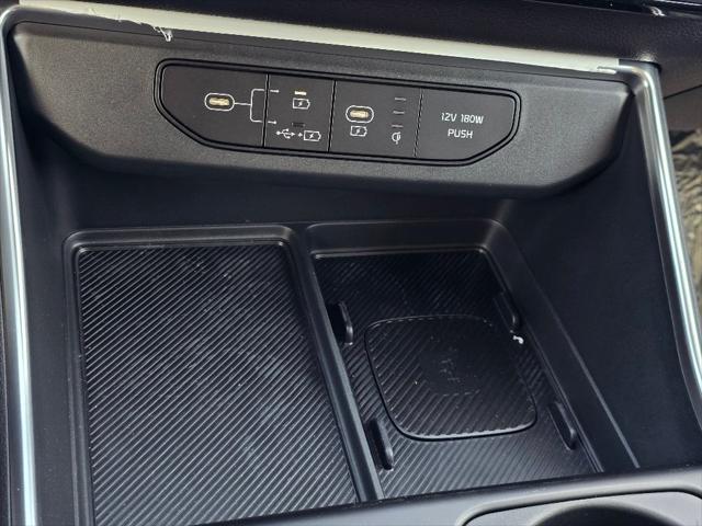 new 2025 Kia Carnival car, priced at $48,962