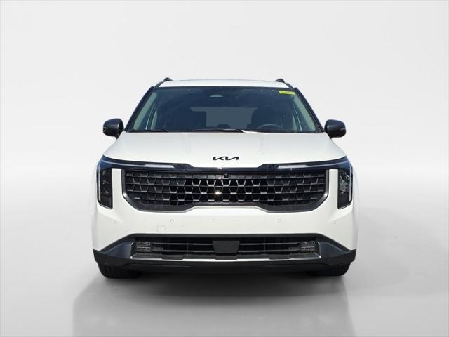 new 2025 Kia Carnival car, priced at $48,962