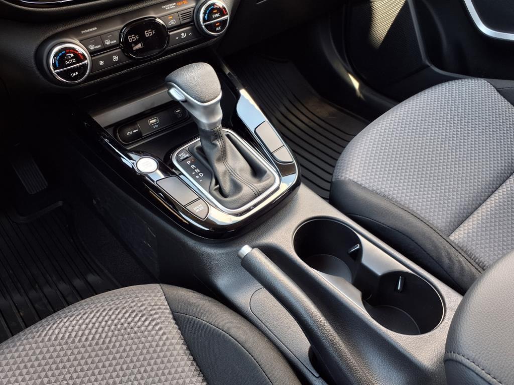 new 2025 Kia Soul car, priced at $23,801