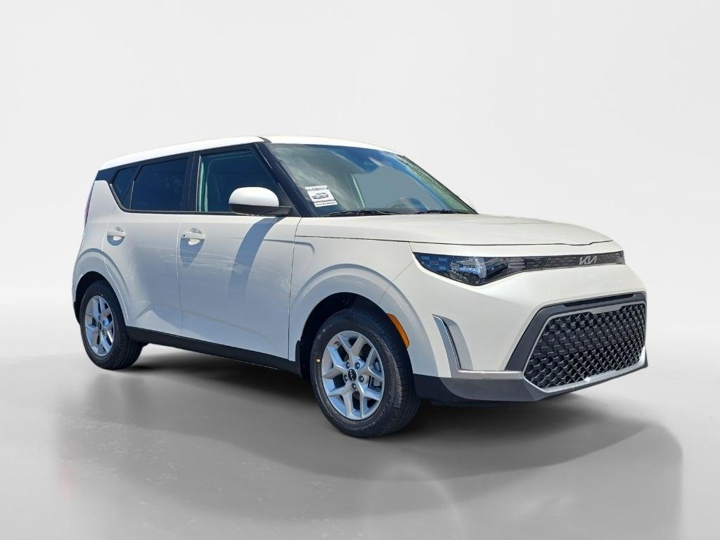 new 2025 Kia Soul car, priced at $23,801