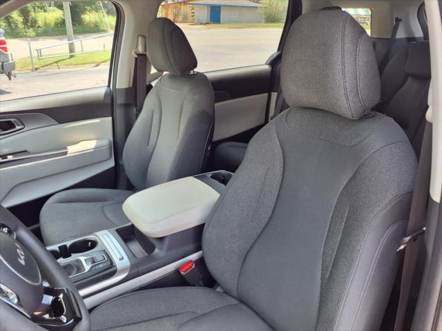 used 2022 Kia Carnival car, priced at $28,995