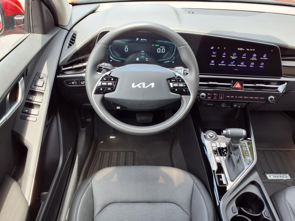 new 2025 Kia Niro car, priced at $33,672