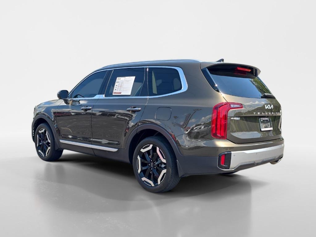 used 2023 Kia Telluride car, priced at $35,490