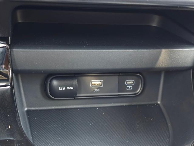 new 2025 Kia Seltos car, priced at $27,663