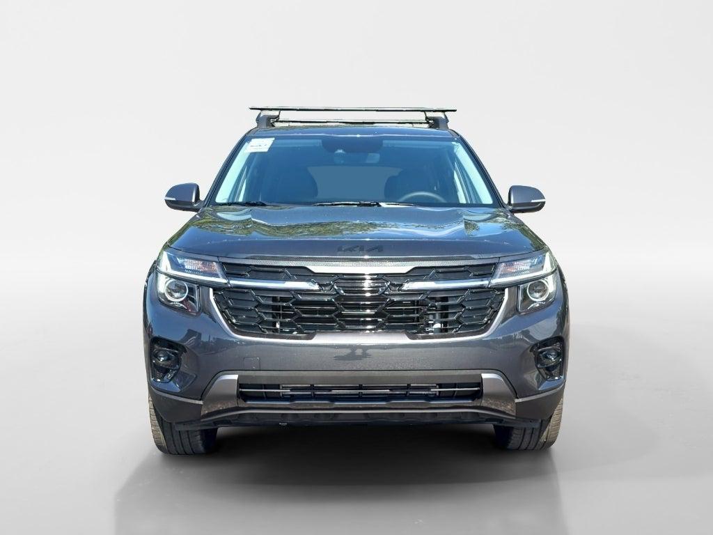 new 2025 Kia Seltos car, priced at $30,233