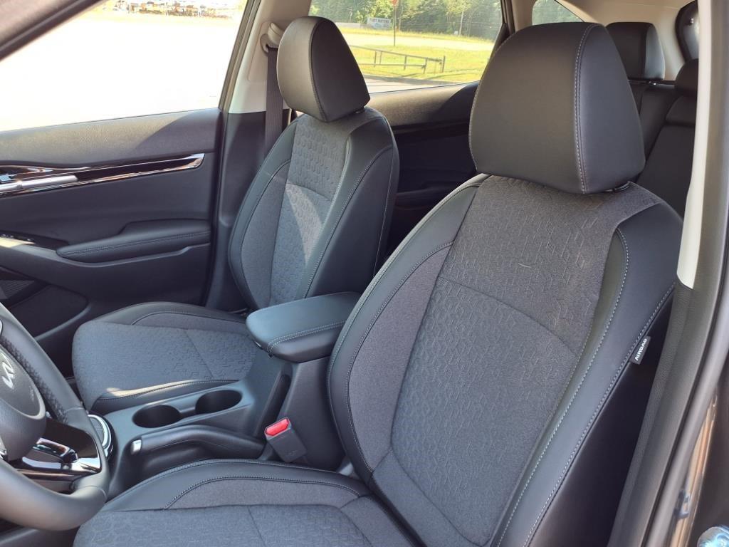 new 2025 Kia Seltos car, priced at $30,233