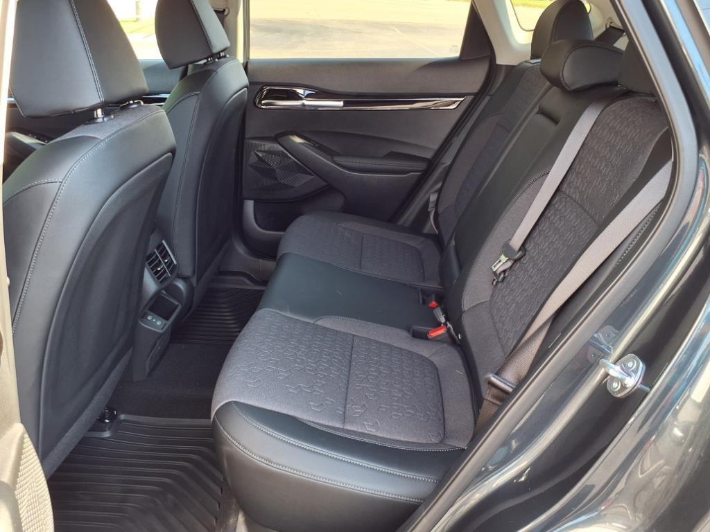 new 2025 Kia Seltos car, priced at $30,233