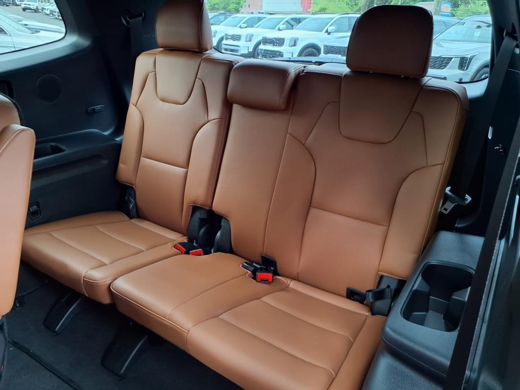 new 2025 Kia Telluride car, priced at $52,274