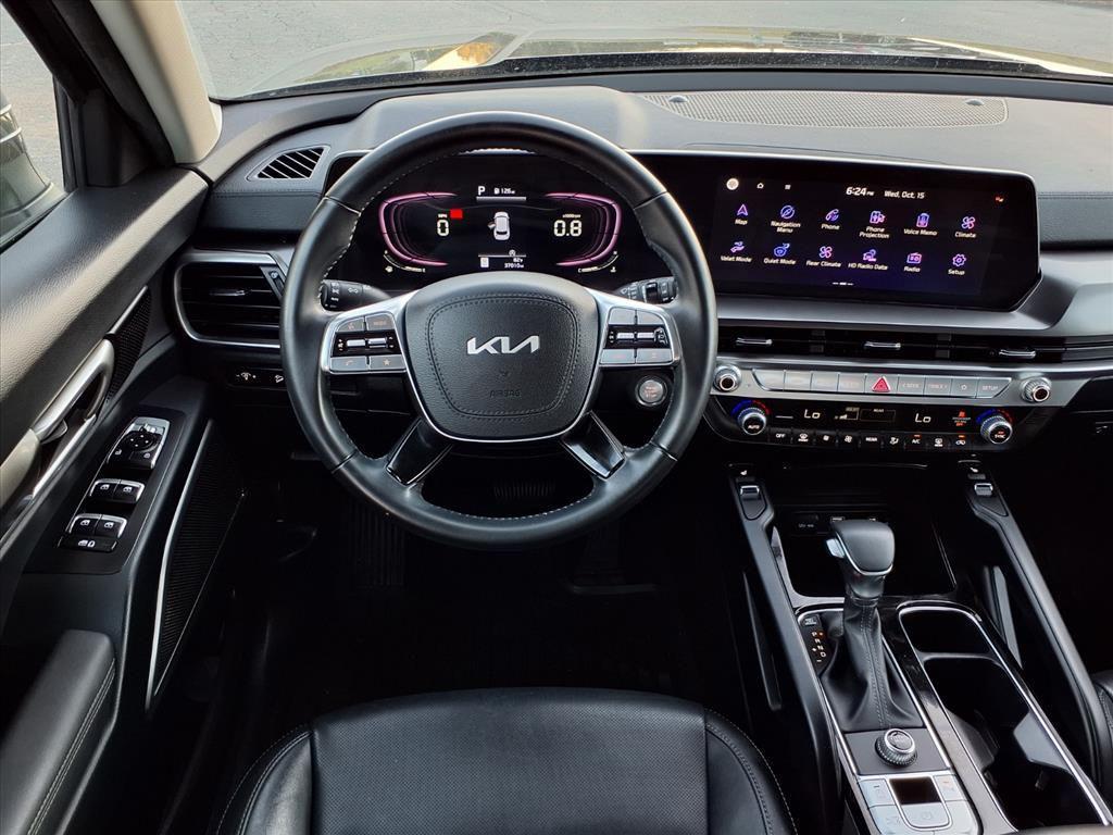 used 2024 Kia Telluride car, priced at $36,295