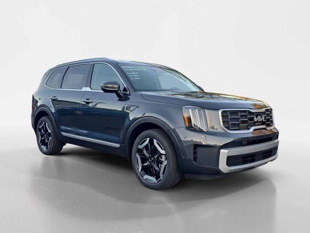 used 2024 Kia Telluride car, priced at $36,295