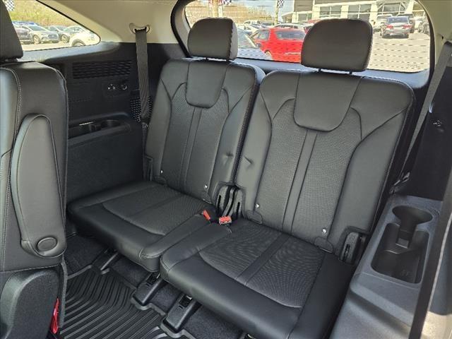 new 2025 Kia Sorento car, priced at $38,880