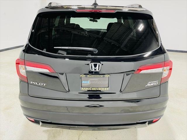 used 2022 Honda Pilot car, priced at $30,498