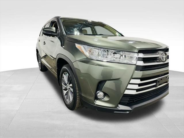 used 2018 Toyota Highlander car, priced at $25,998