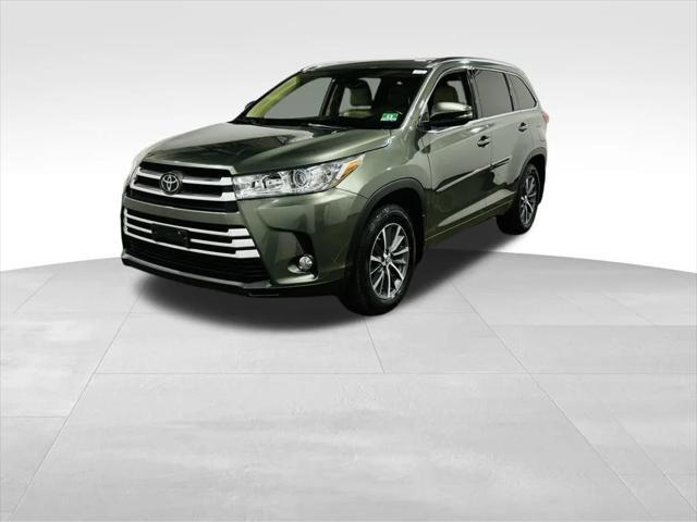 used 2018 Toyota Highlander car, priced at $25,998