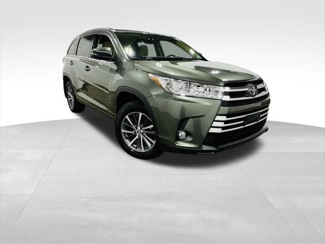 used 2018 Toyota Highlander car, priced at $25,998