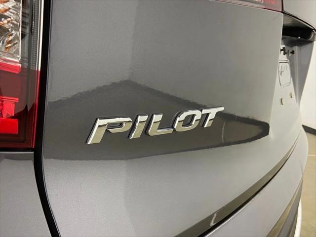 used 2021 Honda Pilot car, priced at $29,998