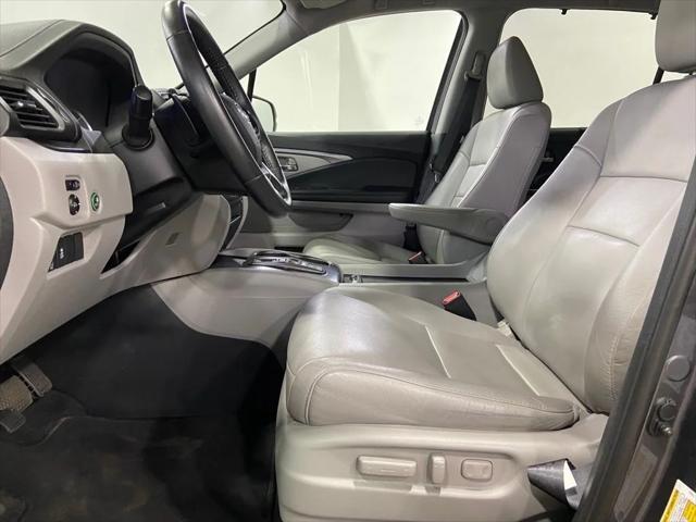 used 2021 Honda Pilot car, priced at $29,998