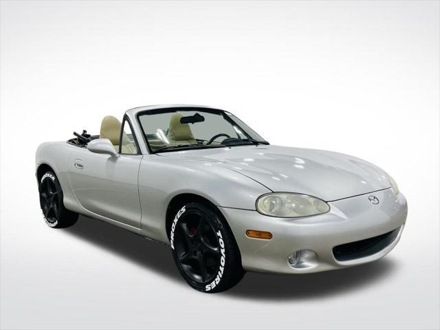 used 2003 Mazda MX-5 Miata car, priced at $8,998