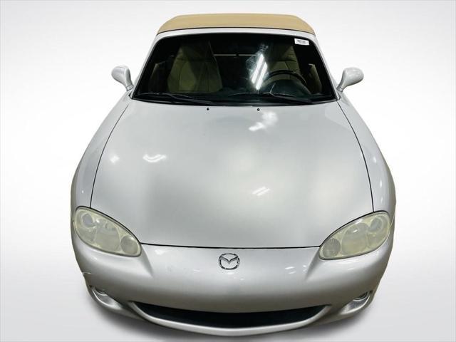 used 2003 Mazda MX-5 Miata car, priced at $8,998