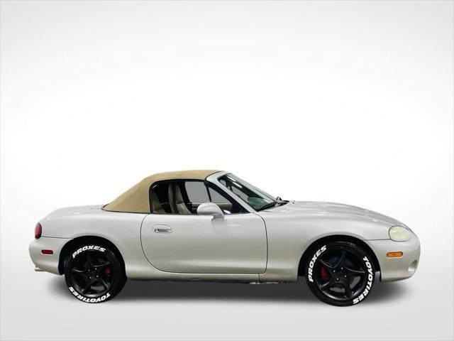 used 2003 Mazda MX-5 Miata car, priced at $8,998