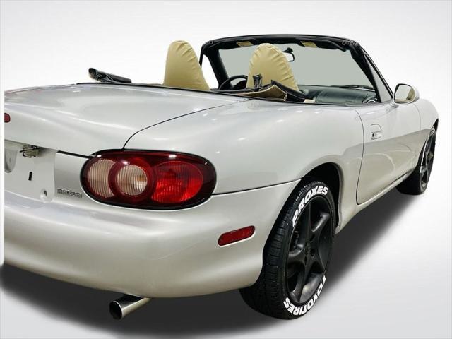 used 2003 Mazda MX-5 Miata car, priced at $8,998