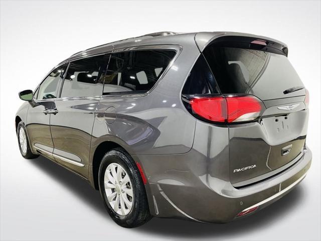 used 2018 Chrysler Pacifica car, priced at $16,495