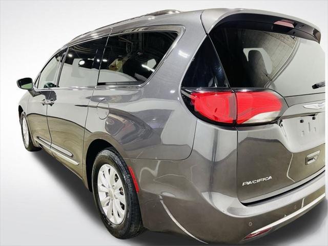 used 2018 Chrysler Pacifica car, priced at $16,495