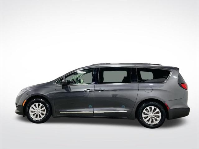 used 2018 Chrysler Pacifica car, priced at $16,495