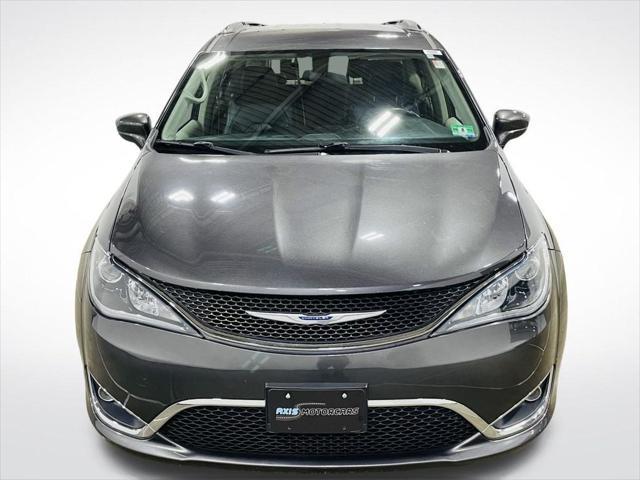 used 2018 Chrysler Pacifica car, priced at $16,495