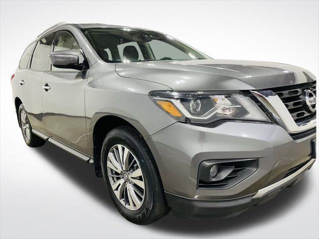 used 2020 Nissan Pathfinder car, priced at $19,498