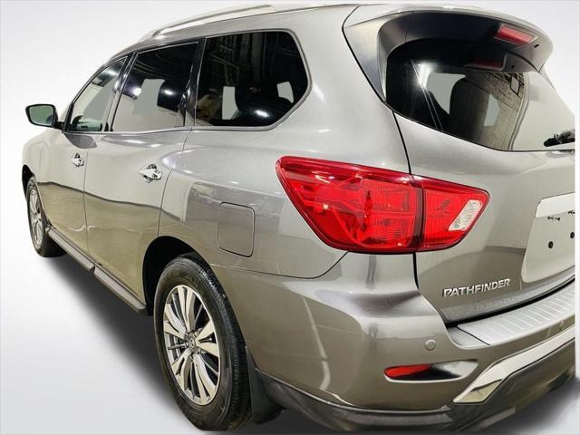 used 2020 Nissan Pathfinder car, priced at $19,498