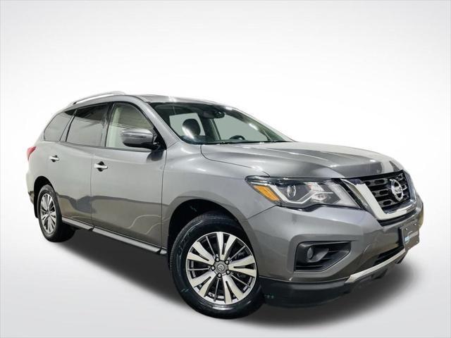 used 2020 Nissan Pathfinder car, priced at $19,498