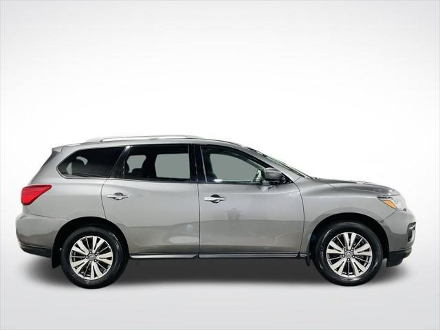 used 2020 Nissan Pathfinder car, priced at $19,498