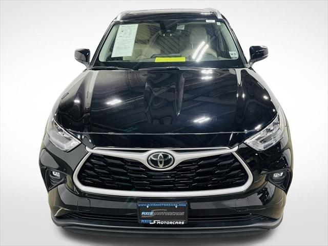 used 2020 Toyota Highlander car, priced at $29,498