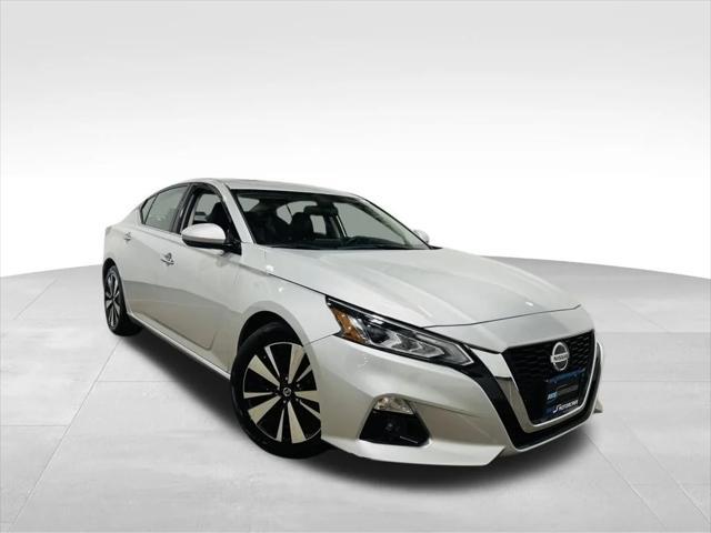 used 2019 Nissan Altima car, priced at $17,998