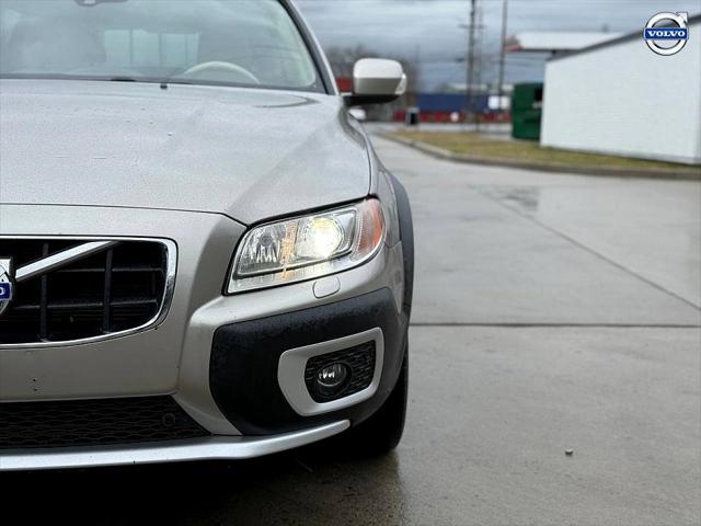 used 2013 Volvo XC70 car, priced at $10,999