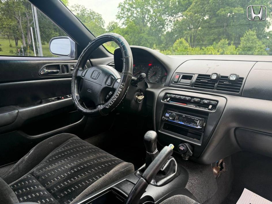 used 2000 Honda Prelude car, priced at $6,999