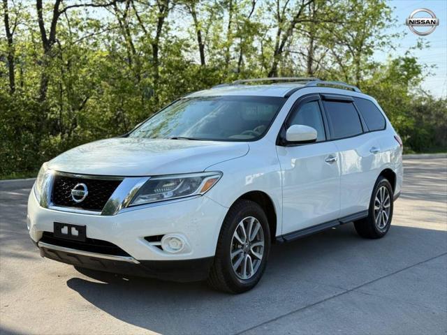 used 2014 Nissan Pathfinder car, priced at $6,555