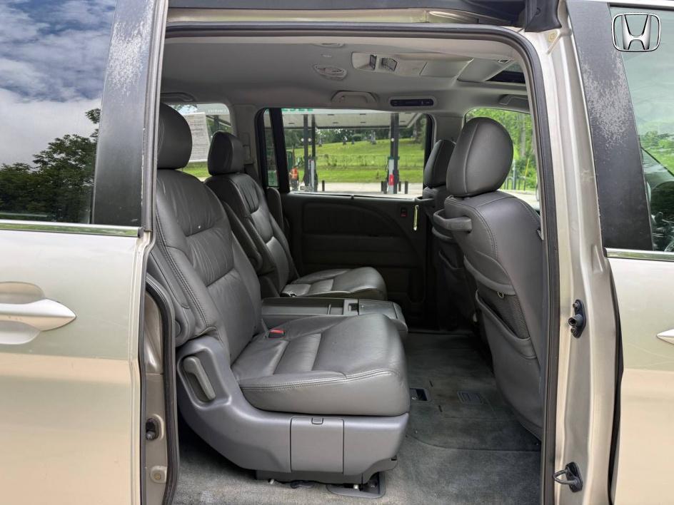 used 2006 Honda Odyssey car, priced at $4,444