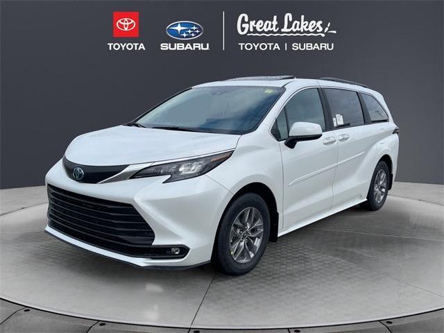 new 2025 Toyota Sienna car, priced at $48,445