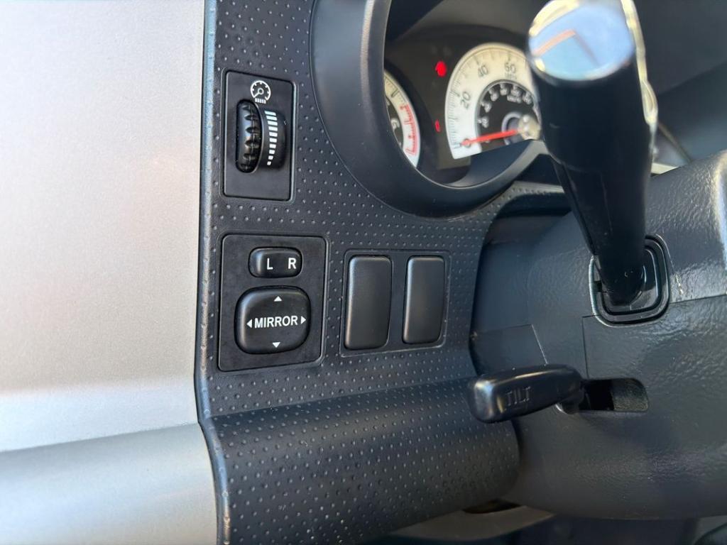 used 2007 Toyota FJ Cruiser car, priced at $13,999