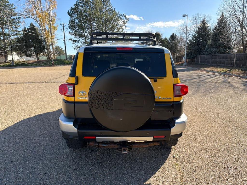 used 2007 Toyota FJ Cruiser car, priced at $13,999