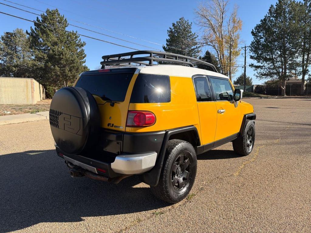 used 2007 Toyota FJ Cruiser car, priced at $13,999