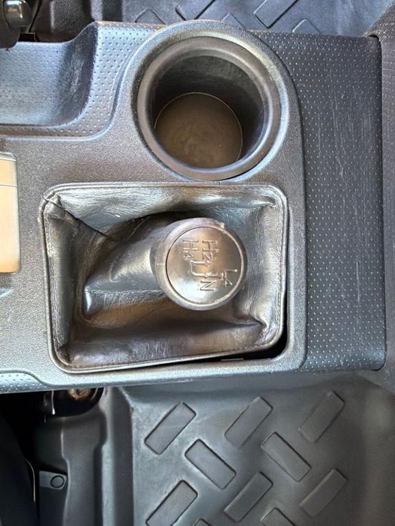 used 2007 Toyota FJ Cruiser car, priced at $13,999