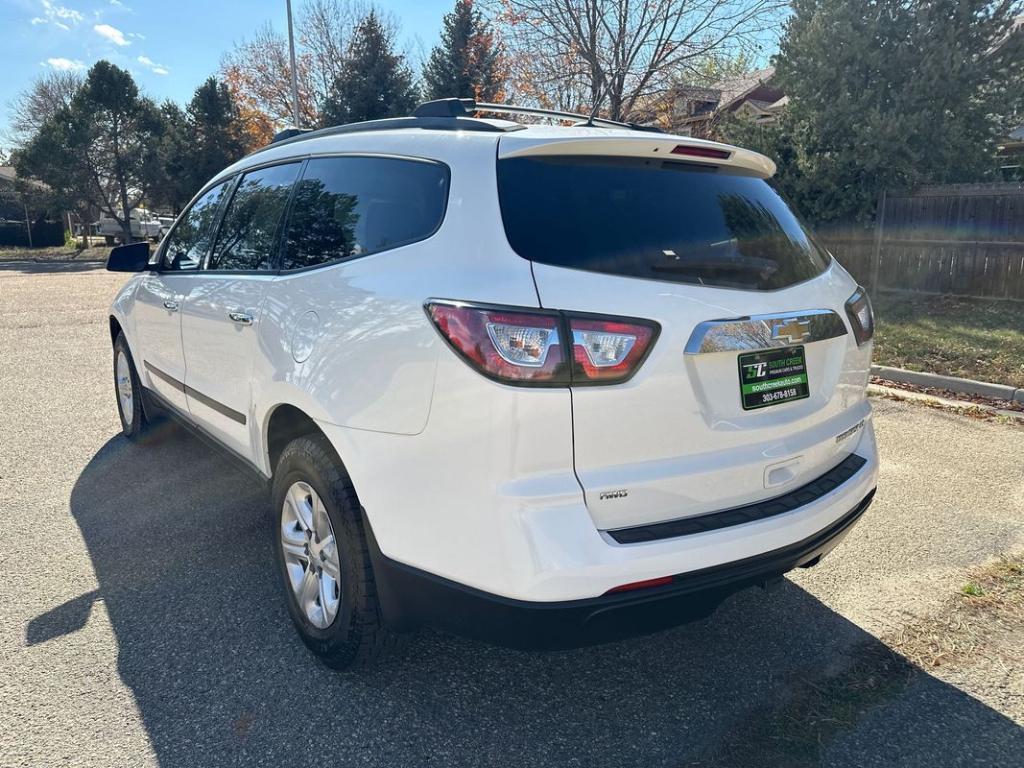 used 2015 Chevrolet Traverse car, priced at $6,999