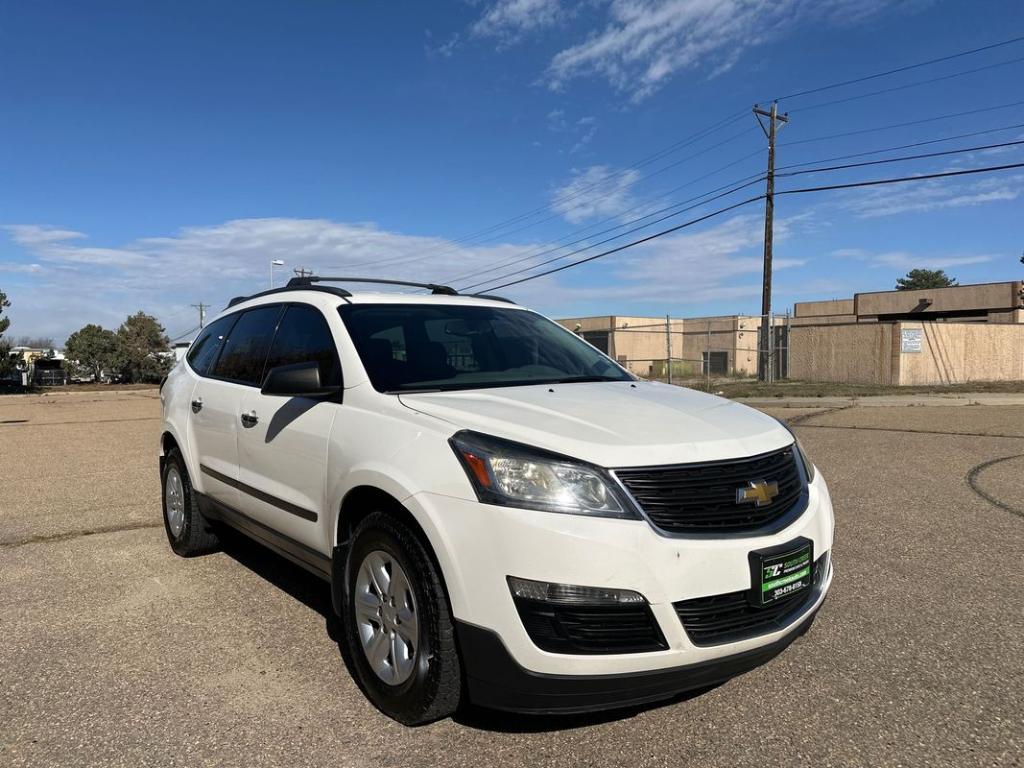 used 2015 Chevrolet Traverse car, priced at $6,999