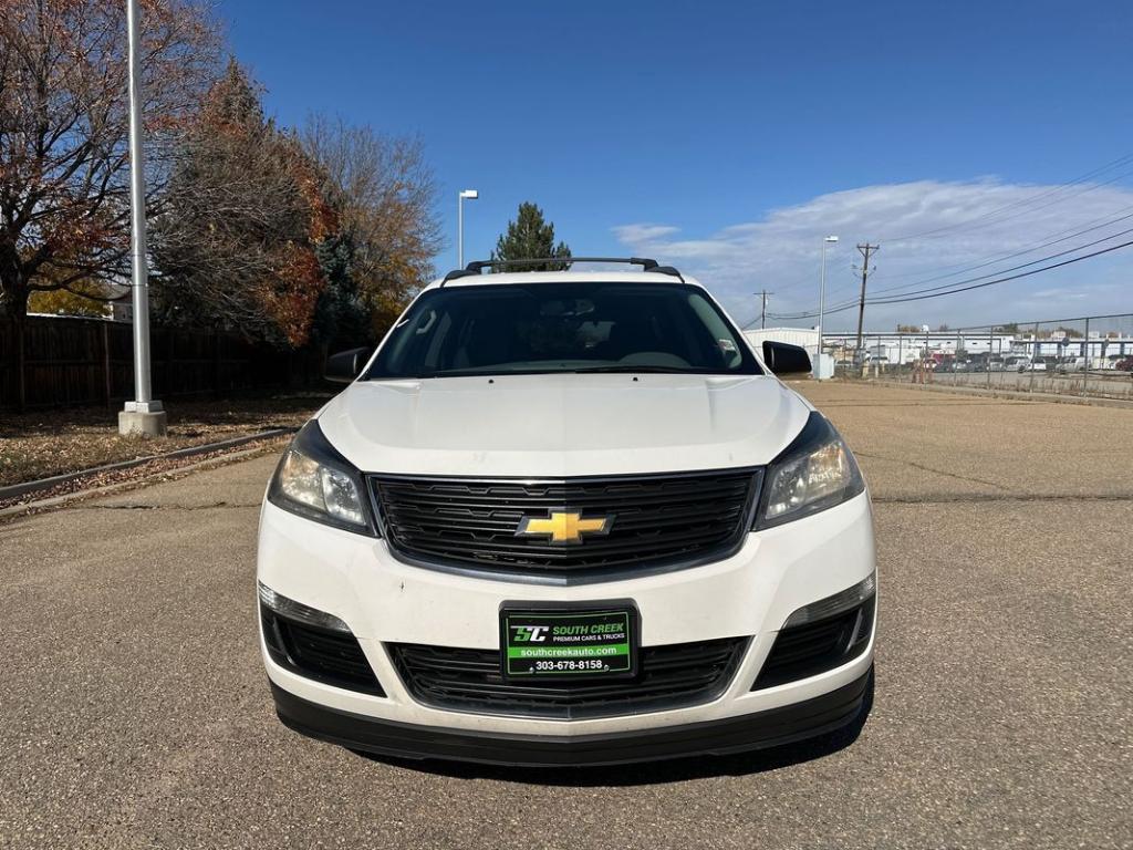 used 2015 Chevrolet Traverse car, priced at $6,999