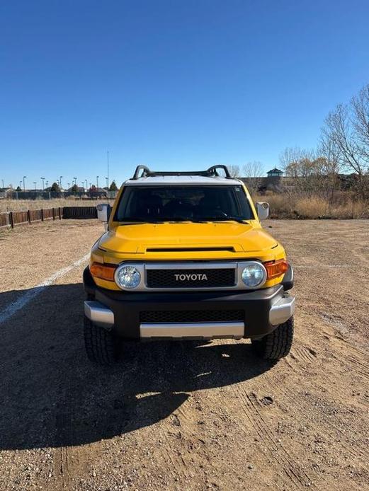 used 2007 Toyota FJ Cruiser car, priced at $13,999